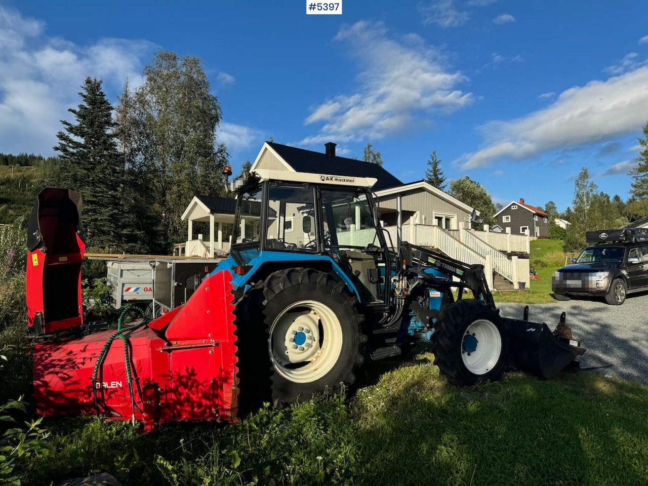 1995 Ford 5030 4x4 w/ Dalen snow blower, bucket and pallet forks. 1215 Hours! - Трактор: фото 5 1995 Ford 5030 4x4 w/ Dalen snow blower, bucket and pallet forks. 1215 Hours! - Трактор: фото 5
