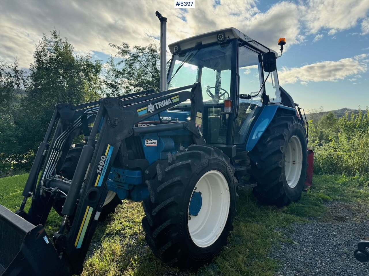 1995 Ford 5030 4x4 w/ Dalen snow blower, bucket and pallet forks. 1215 Hours! - Трактор: фото 3 1995 Ford 5030 4x4 w/ Dalen snow blower, bucket and pallet forks. 1215 Hours! - Трактор: фото 3