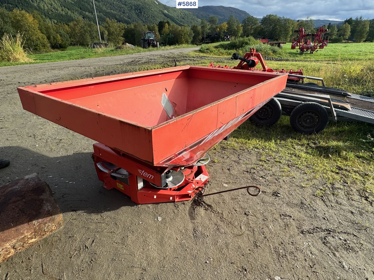 Разбрасыватель удобрений 1997 Rauch MDS 921 Fertilizer spreader, partial repair project: фото 9 Разбрасыватель удобрений 1997 Rauch MDS 921 Fertilizer spreader, partial repair project: фото 9