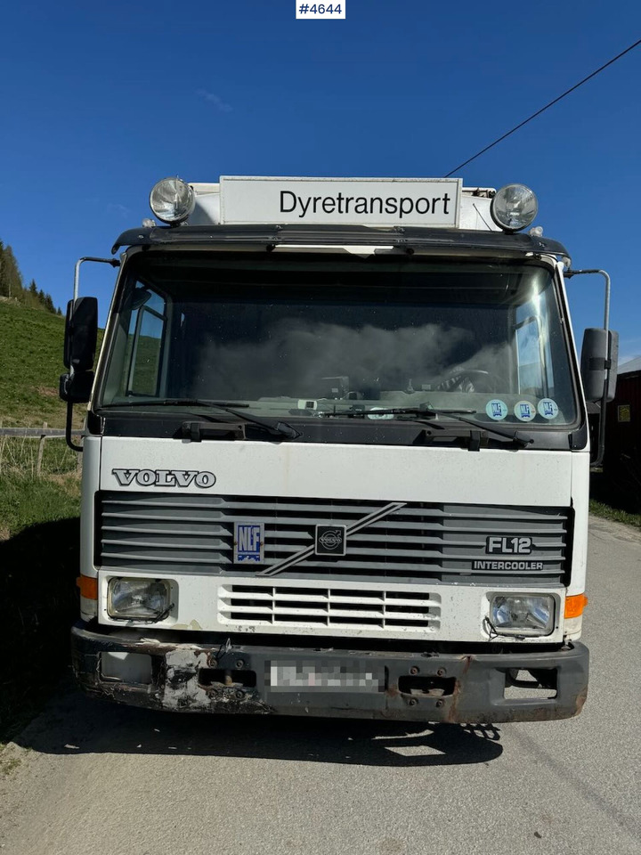 1997 Volvo FL12 6x2 Dyretransportbil - Грузовик для перевозки животных: фото 5 1997 Volvo FL12 6x2 Dyretransportbil - Грузовик для перевозки животных: фото 5