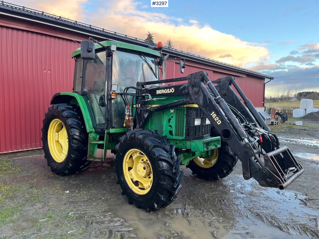 1999 John Deere 6210 SE with Front Loader - Трактор: фото 4 1999 John Deere 6210 SE with Front Loader - Трактор: фото 4