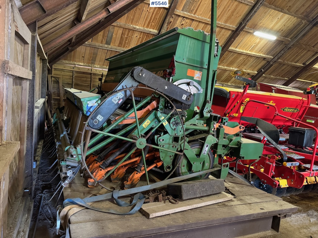 2002 Amazone VE 401 seed drill. - Сеялка: фото 3 2002 Amazone VE 401 seed drill. - Сеялка: фото 3