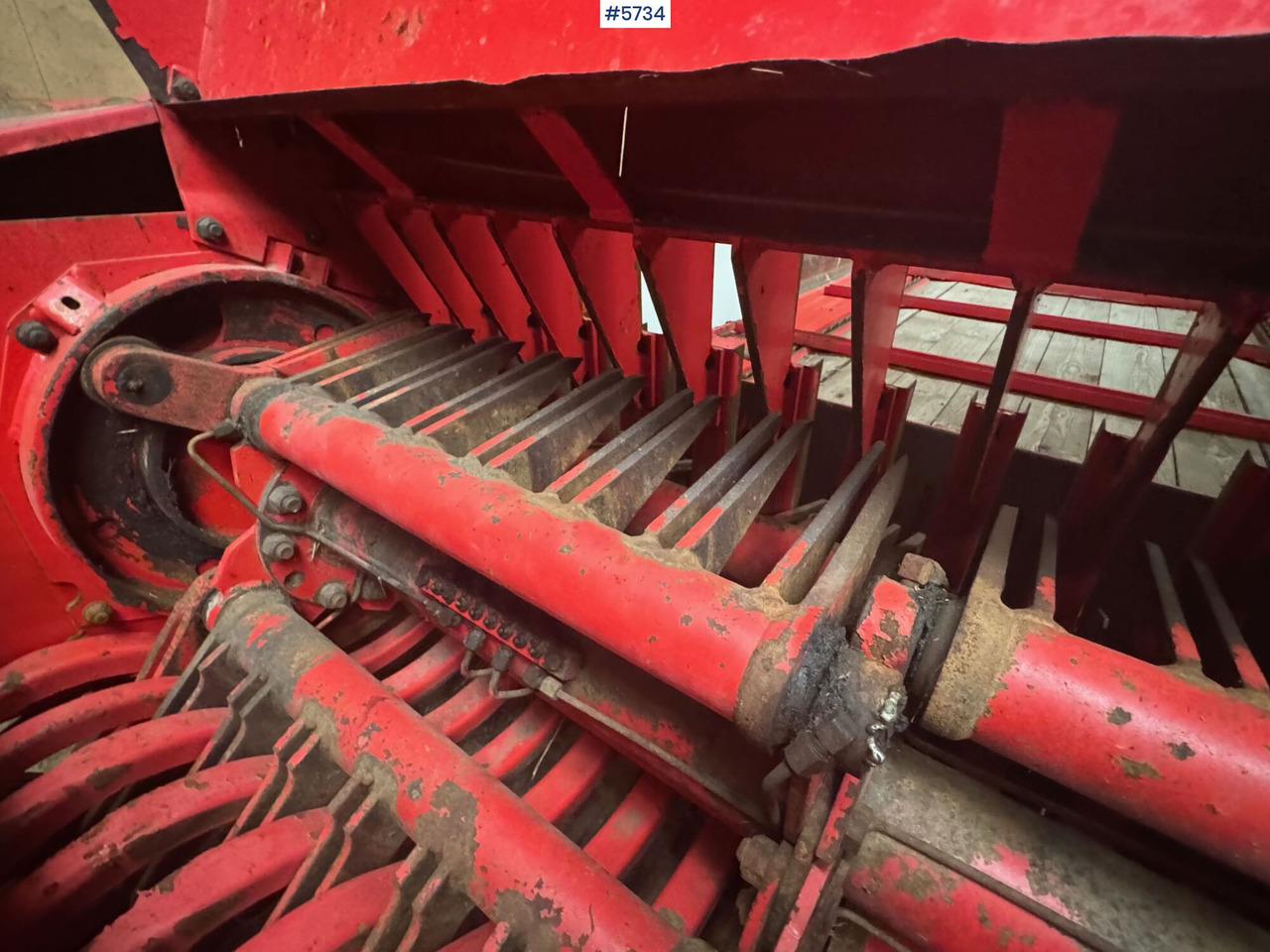 Техника для сенозаготовки 2005 Pottinger Euroboss 330t supermatic: фото 15 Техника для сенозаготовки 2005 Pottinger Euroboss 330t supermatic: фото 15