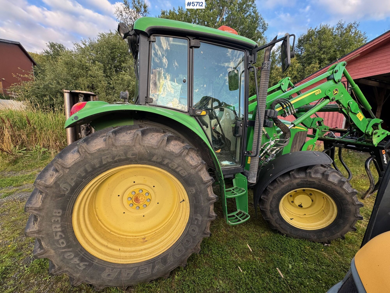2008 John Deere 6320 SE with front loader and 2 buckets! - Трактор: фото 3 2008 John Deere 6320 SE with front loader and 2 buckets! - Трактор: фото 3