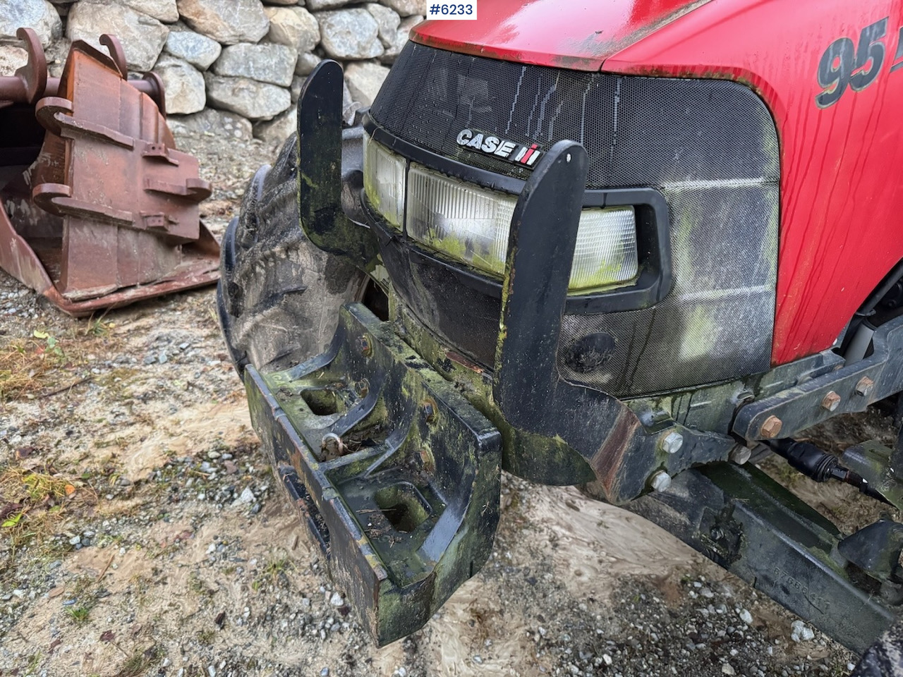 2010 Case IH JXU 95 w/ front loader. - Трактор: фото 5 2010 Case IH JXU 95 w/ front loader. - Трактор: фото 5