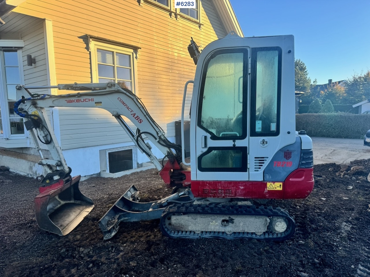 2010 Takeuchi TB219 Mini Excavator with Rototilt and 2 buckets. - Экскаватор: фото 3 2010 Takeuchi TB219 Mini Excavator with Rototilt and 2 buckets. - Экскаватор: фото 3