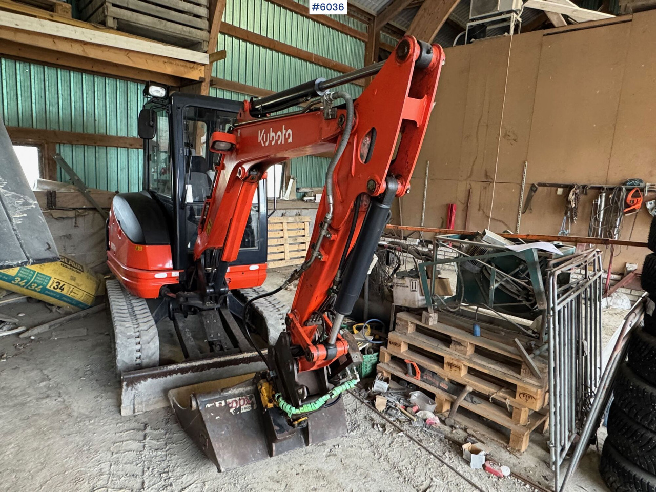 2013 Kubota kx71-3 w/ Rotor tilt, gravel bucket and sanding bucket! - Экскаватор: фото 1 2013 Kubota kx71-3 w/ Rotor tilt, gravel bucket and sanding bucket! - Экскаватор: фото 1