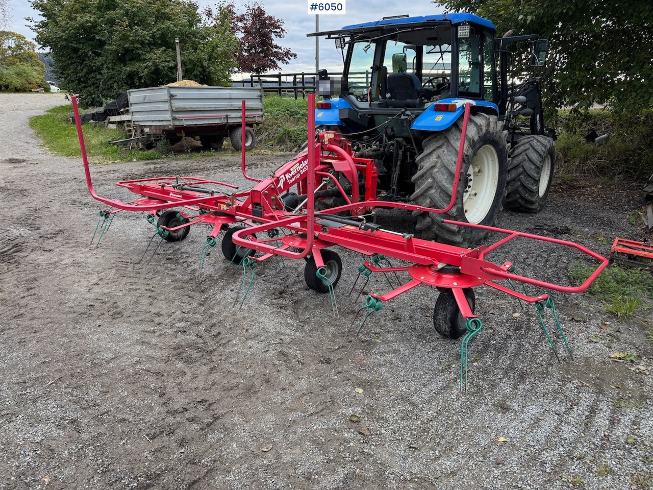 2014 Kverneland Taarup 8452 Spreader harrow. - Техника для сенозаготовки: фото 2 2014 Kverneland Taarup 8452 Spreader harrow. - Техника для сенозаготовки: фото 2