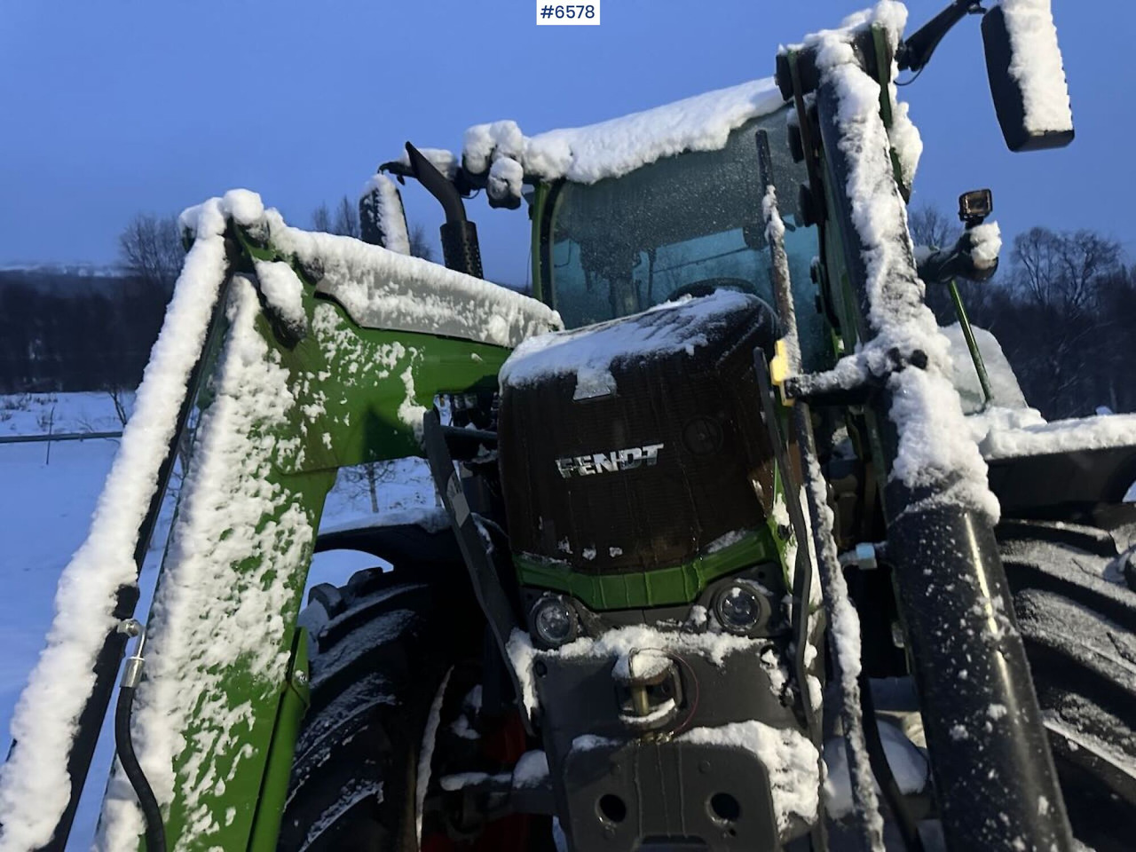 2016 Fendt 313S4 4x4 tractor w/ front loader. - Трактор: фото 2 2016 Fendt 313S4 4x4 tractor w/ front loader. - Трактор: фото 2