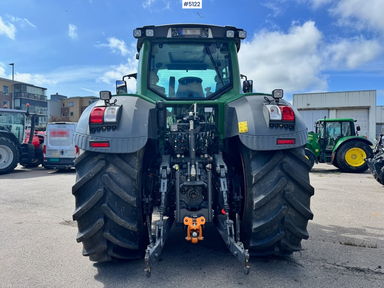 2019 Fendt 828 Vario w/ Front hydraulics and Front PTO. - Трактор: фото 5 2019 Fendt 828 Vario w/ Front hydraulics and Front PTO. - Трактор: фото 5