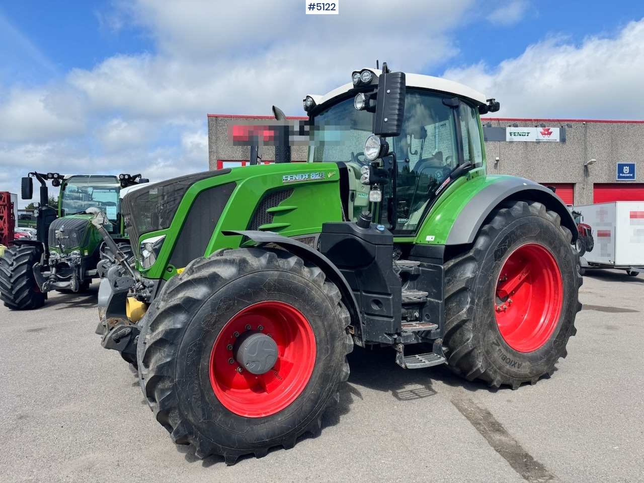 2019 Fendt 828 Vario w/ Front hydraulics and Front PTO. - Трактор: фото 2 2019 Fendt 828 Vario w/ Front hydraulics and Front PTO. - Трактор: фото 2