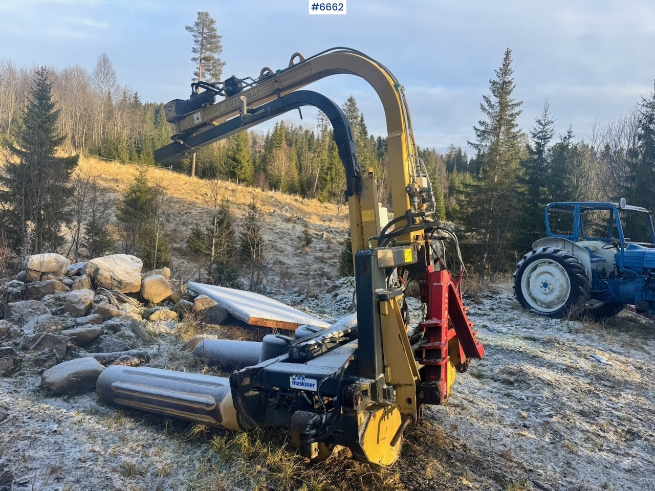 Approx. 2006 Tanco 1510 Round Bale Wrapper. - Техника для сенозаготовки: фото 1 Approx. 2006 Tanco 1510 Round Bale Wrapper. - Техника для сенозаготовки: фото 1