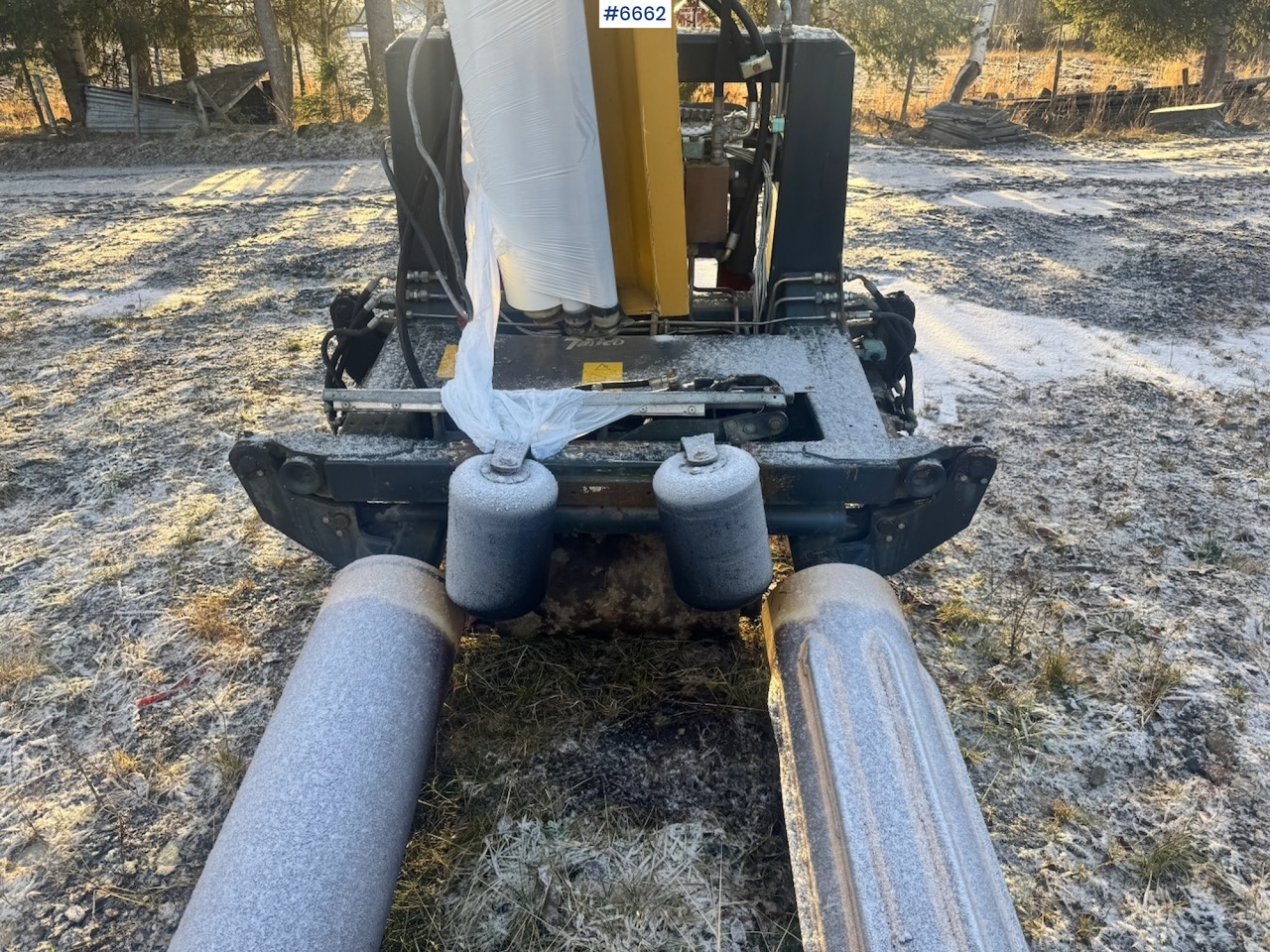 Approx. 2006 Tanco 1510 Round Bale Wrapper. - Техника для сенозаготовки: фото 5 Approx. 2006 Tanco 1510 Round Bale Wrapper. - Техника для сенозаготовки: фото 5