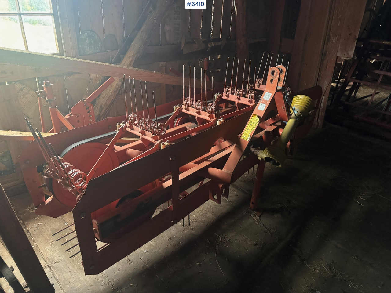 Fransgård hay turner - Техника для сенозаготовки: фото 1 Fransgård hay turner - Техника для сенозаготовки: фото 1