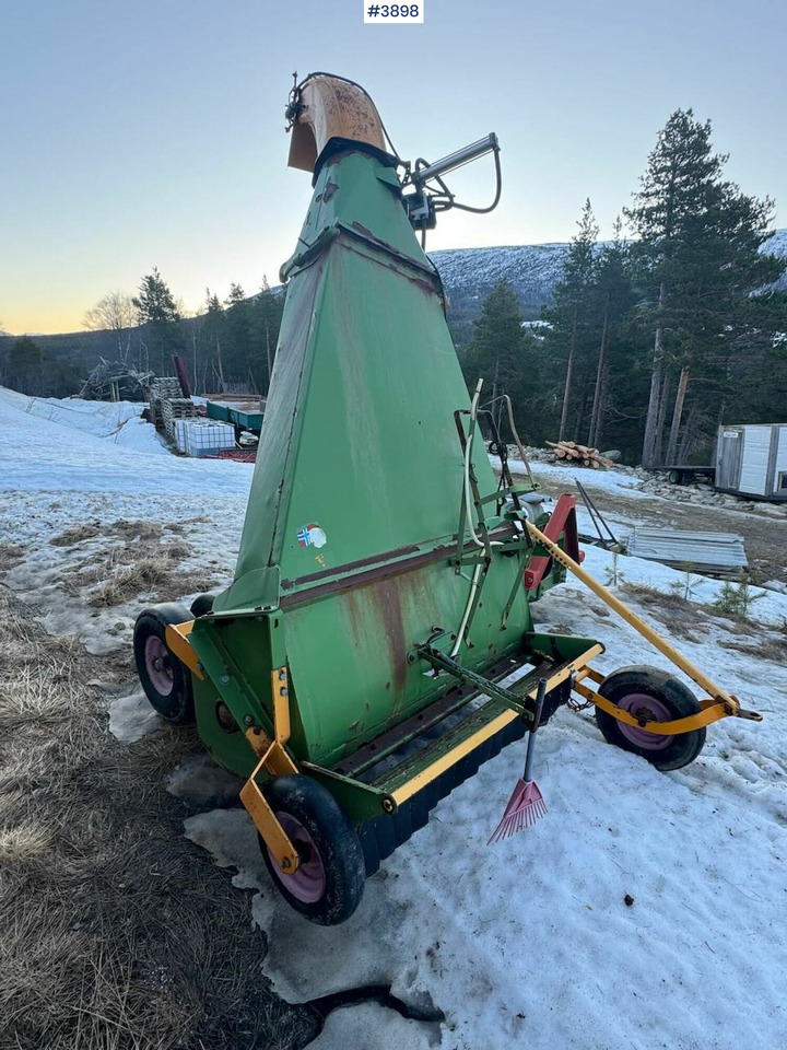 Serigstad forerunner - Техника для сенозаготовки: фото 1 Serigstad forerunner - Техника для сенозаготовки: фото 1