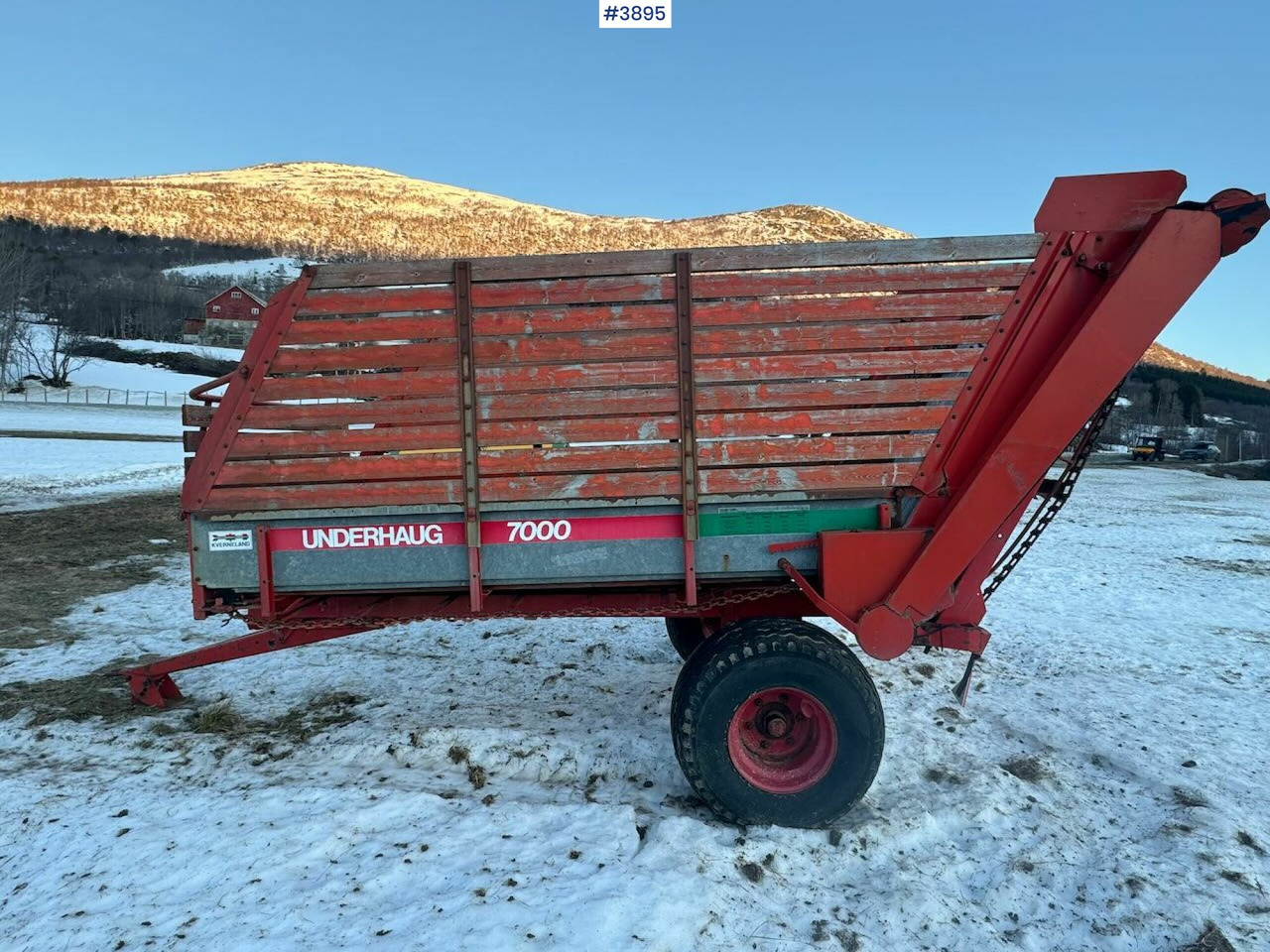 Underhaug 7000 unloader wagon - Техника для сенозаготовки: фото 4 Underhaug 7000 unloader wagon - Техника для сенозаготовки: фото 4
