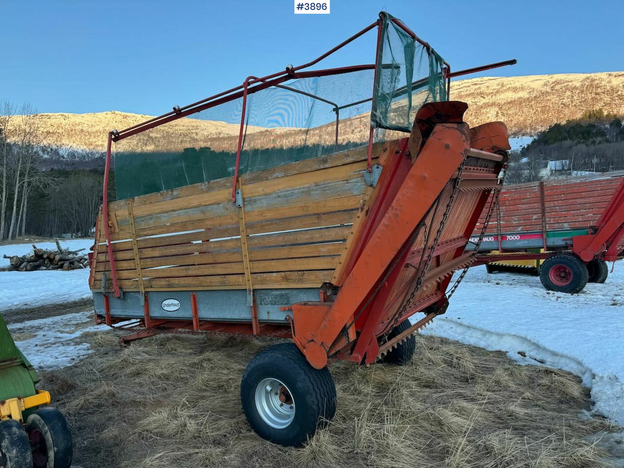 Underhaug 7012 Unloader wagon - Техника для сенозаготовки: фото 4 Underhaug 7012 Unloader wagon - Техника для сенозаготовки: фото 4