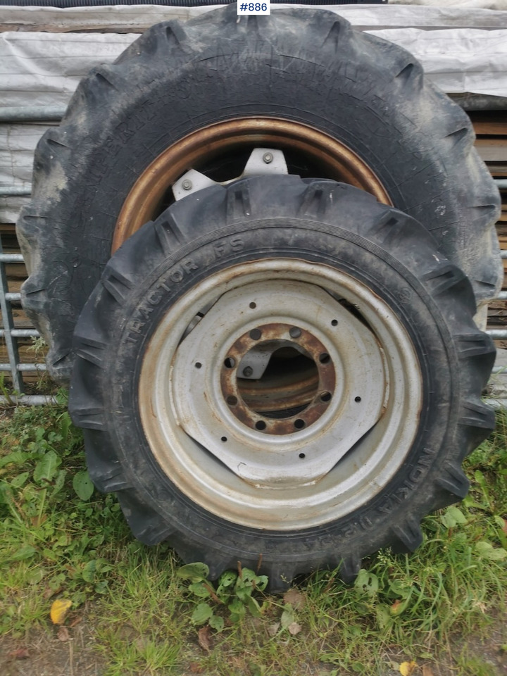Wheel set on Deutz-Fahr 3.60 - Колесо для Сельскохозяйственной техники: фото 1 Wheel set on Deutz-Fahr 3.60 - Колесо для Сельскохозяйственной техники: фото 1