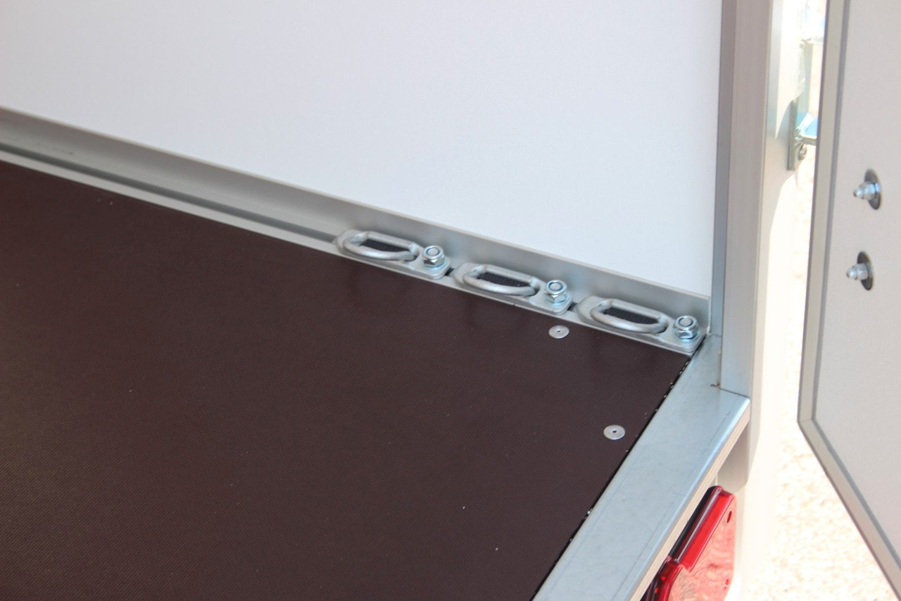 Humbaur HK 132513-15P Überfahrwand Kofferanhänger Flex - Прицеп-фургон: фото 5 Humbaur HK 132513-15P Überfahrwand Kofferanhänger Flex - Прицеп-фургон: фото 5