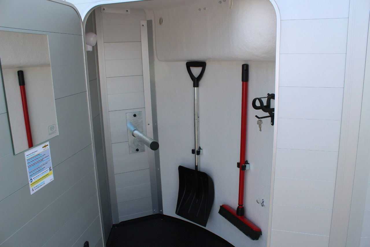 Прицеп для перевозки животных Humbaur Single Alu 1600 Pferdeanhänger Sattelkammer: фото 9