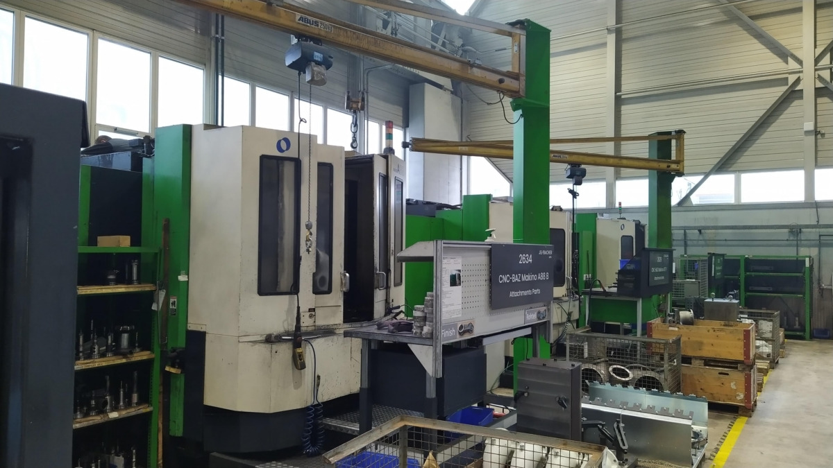 MAKINO A88 b - Металлообрабатывающий станок: фото 1 MAKINO A88 b - Металлообрабатывающий станок: фото 1