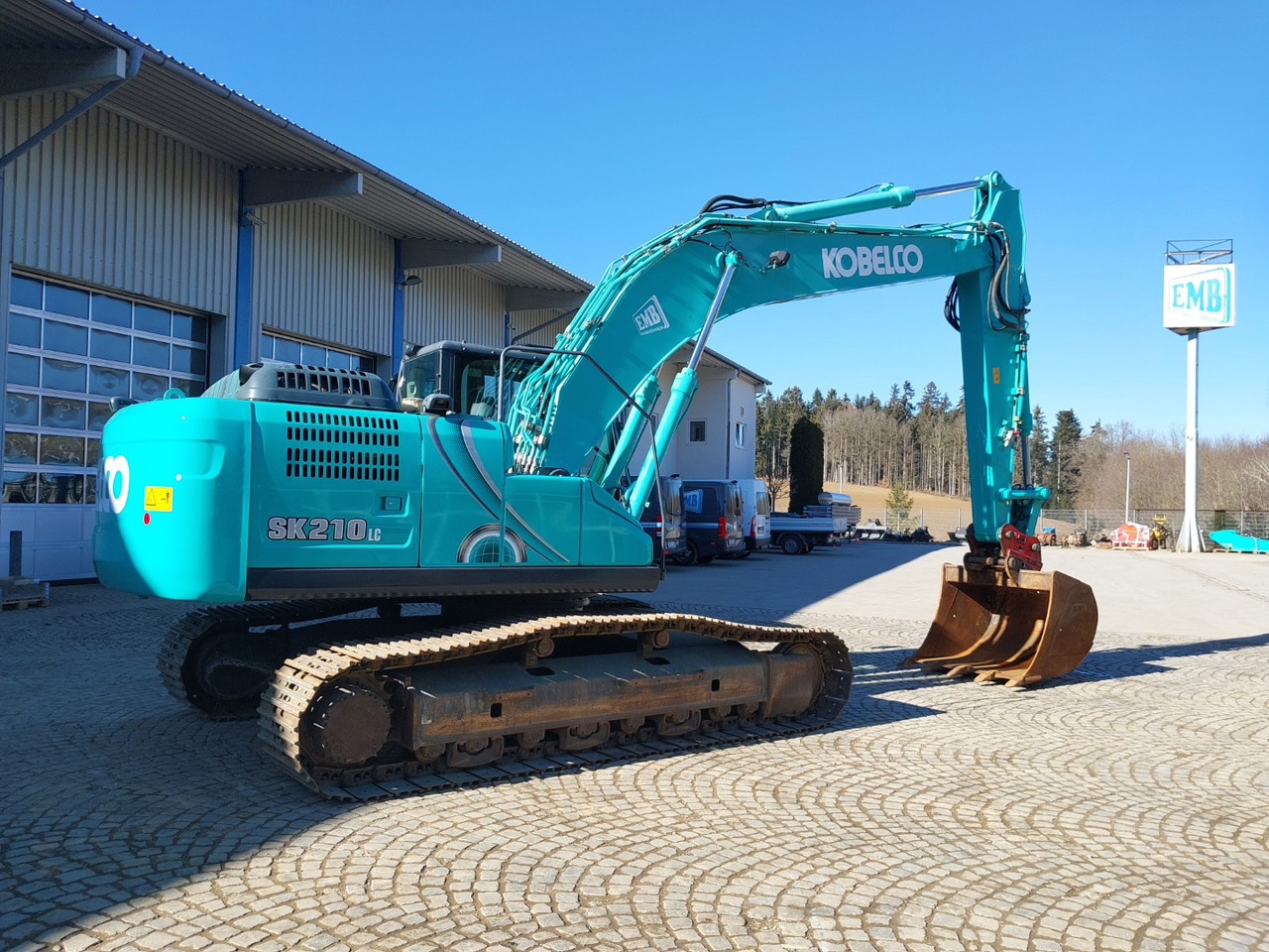 Kobelco SK210LC-10 - Гусеничный экскаватор: фото 3 Kobelco SK210LC-10 - Гусеничный экскаватор: фото 3