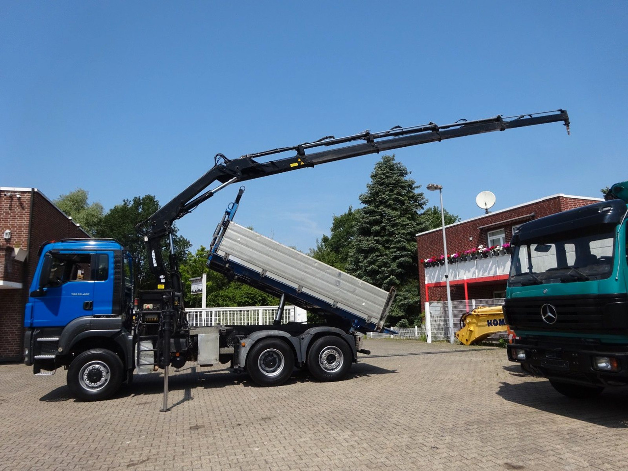 MAN 28.400 TGS 3Skipper+HIAB 166 E-4 HIPRPO 6x4-4 - Самосвал, Автоманипулятор: фото 3 MAN 28.400 TGS 3Skipper+HIAB 166 E-4 HIPRPO 6x4-4 - Самосвал, Автоманипулятор: фото 3