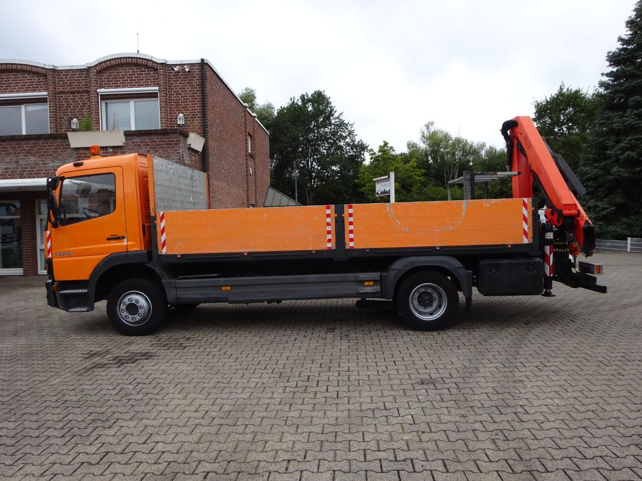 Mercedes-Benz 1323 Atego Pritsche + PK 9501 Kran 4x2 - Грузовик бортовой/ Платформа, Автоманипулятор: фото 5 Mercedes-Benz 1323 Atego Pritsche + PK 9501 Kran 4x2 - Грузовик бортовой/ Платформа, Автоманипулятор: фото 5
