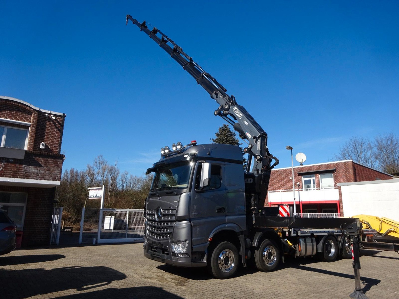 Mercedes-Benz 3453 Plattform + Fassi F820 Kran 8x2 Mercedes-Benz 3453 FASSI F820 Kran 8x Hydr. Ausschub - Автоманипулятор, Грузовик бортовой/ Платформа: фото 1 Mercedes-Benz 3453 Plattform + Fassi F820 Kran 8x2 Mercedes-Benz 3453 FASSI F820 Kran 8x Hydr. Ausschub - Автоманипулятор, Грузовик бортовой/ Платформа: фото 1