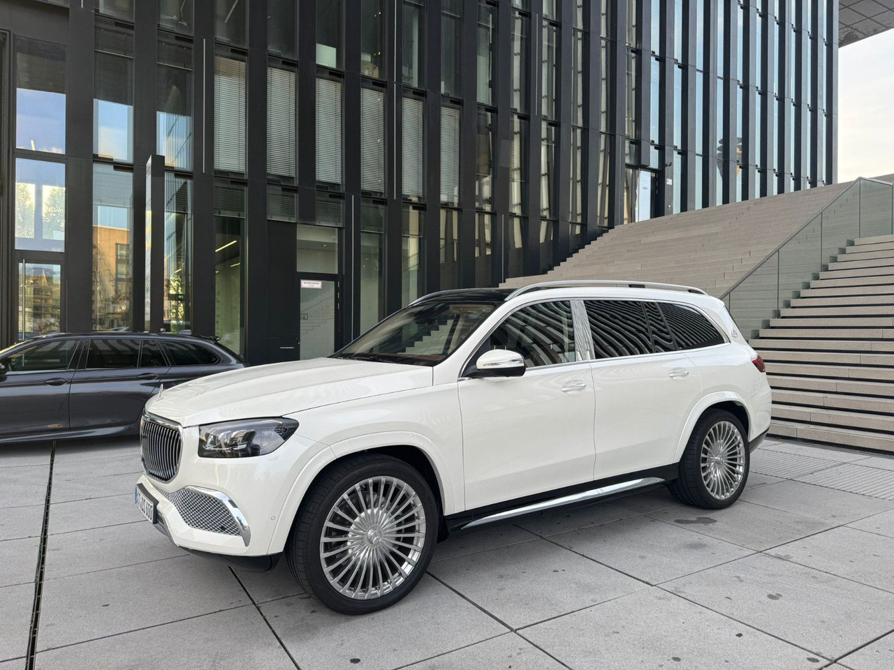 Mercedes-Benz GLS 600 Maybach 4Matic | 23 ZOLL | BURMESTER Mercedes-Benz GLS 600 Maybach 4Matic | 23 ZOLL | BURMESTER - Внедорожник: фото 1 Mercedes-Benz GLS 600 Maybach 4Matic | 23 ZOLL | BURMESTER Mercedes-Benz GLS 600 Maybach 4Matic | 23 ZOLL | BURMESTER - Внедорожник: фото 1