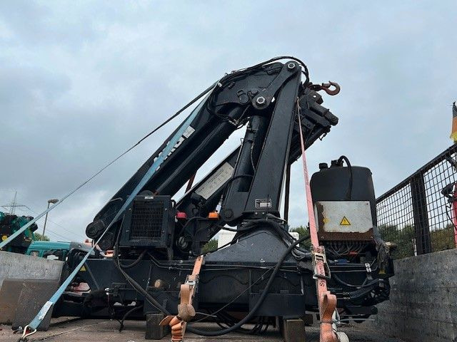 Грузовик бортовой/ Платформа, Автоманипулятор Scania 124 L 470 Pritsche + MKG HLK 201 HP 6x2: фото 12 Грузовик бортовой/ Платформа, Автоманипулятор Scania 124 L 470 Pritsche + MKG HLK 201 HP 6x2: фото 12