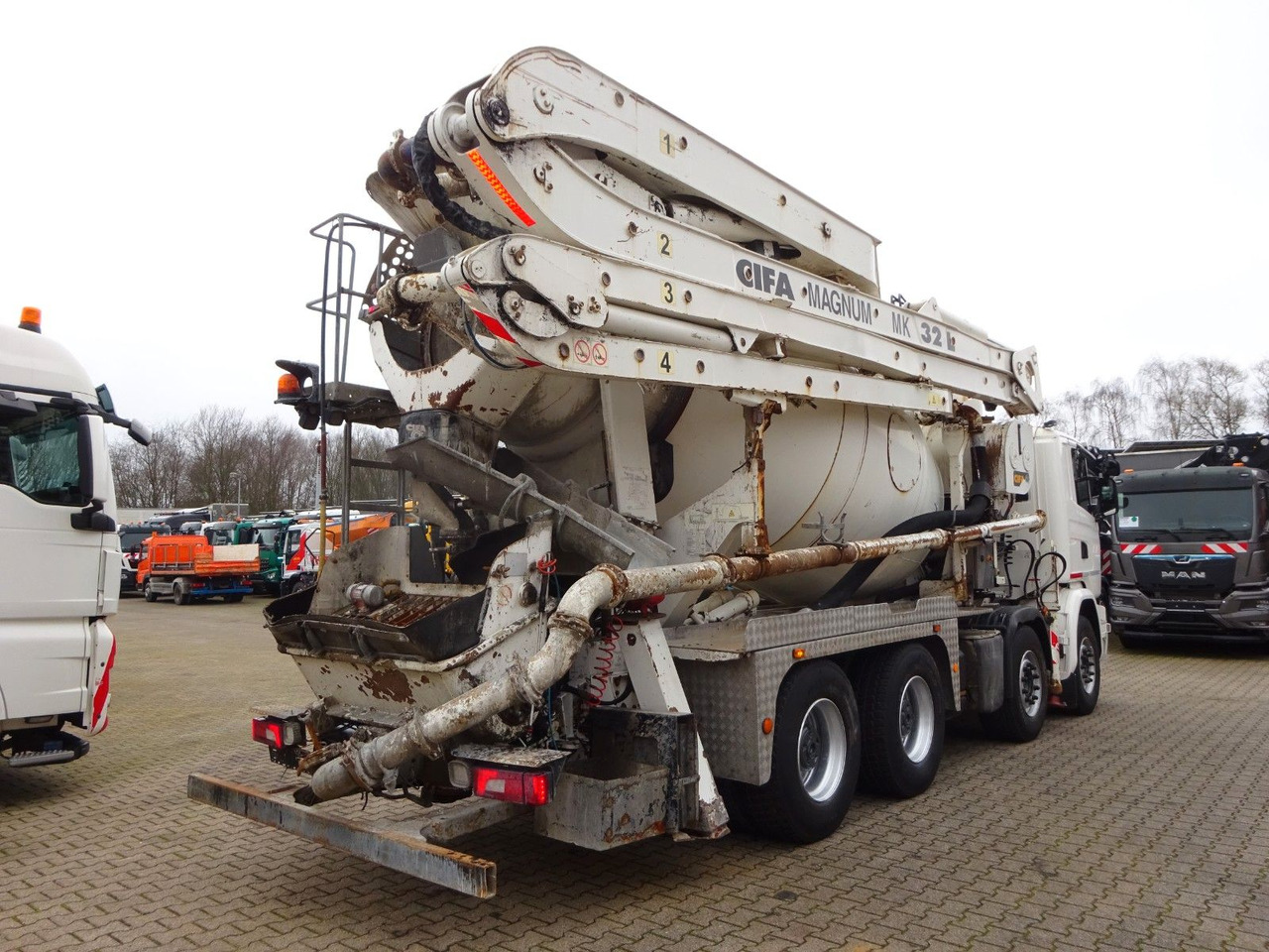 Scania PUMI CIFA 32 Meter 4 Knick. Scania PUMI CIFA 32 Meter 4 Knick. - Автобетононасос: фото 3 Scania PUMI CIFA 32 Meter 4 Knick. Scania PUMI CIFA 32 Meter 4 Knick. - Автобетононасос: фото 3