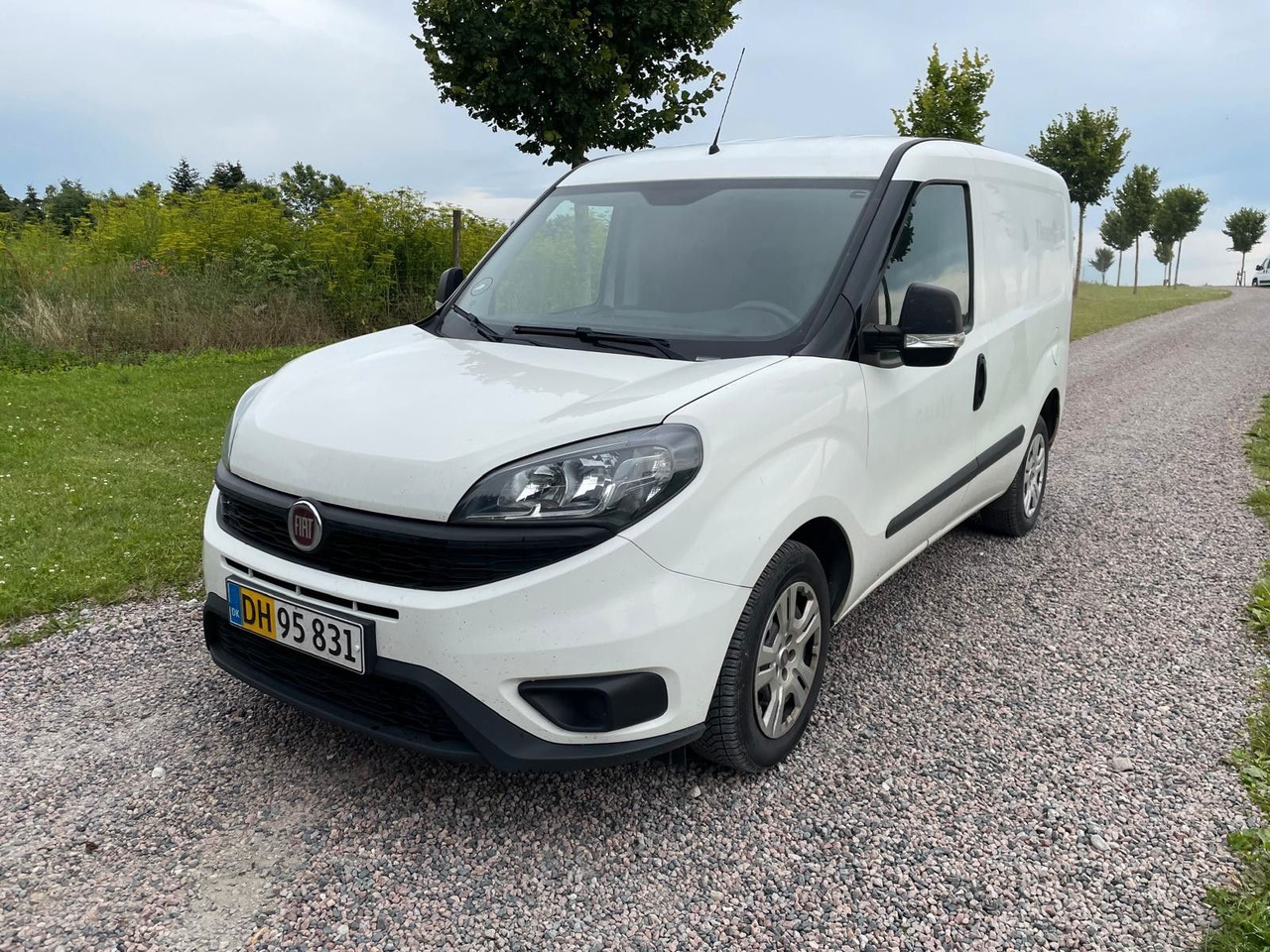 Fiat Doblo Basis Kasten 1,3 MJT - Легковой автомобиль: фото 1 Fiat Doblo Basis Kasten 1,3 MJT - Легковой автомобиль: фото 1
