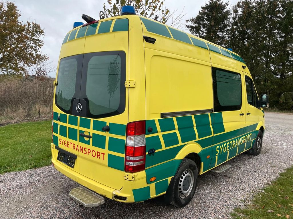 Mercedes-Benz Sprinter II 316 CDI Aut Ambulance - Цельнометаллический фургон: фото 5 Mercedes-Benz Sprinter II 316 CDI Aut Ambulance - Цельнометаллический фургон: фото 5