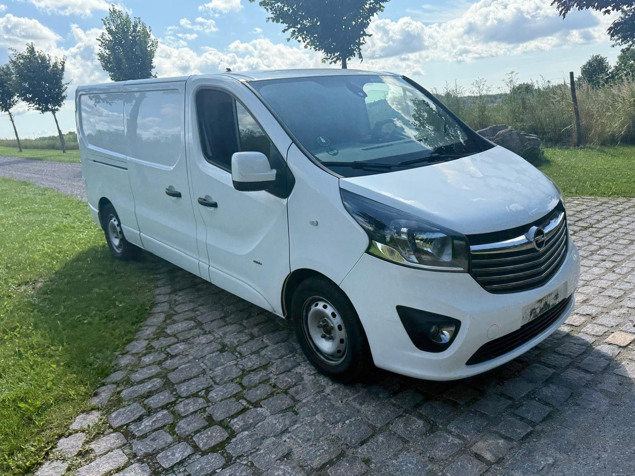 Opel Vivaro 1.6 cdti BiTurbo LANG *6000€ netto - Легковой фургон: фото 2 Opel Vivaro 1.6 cdti BiTurbo LANG *6000€ netto - Легковой фургон: фото 2