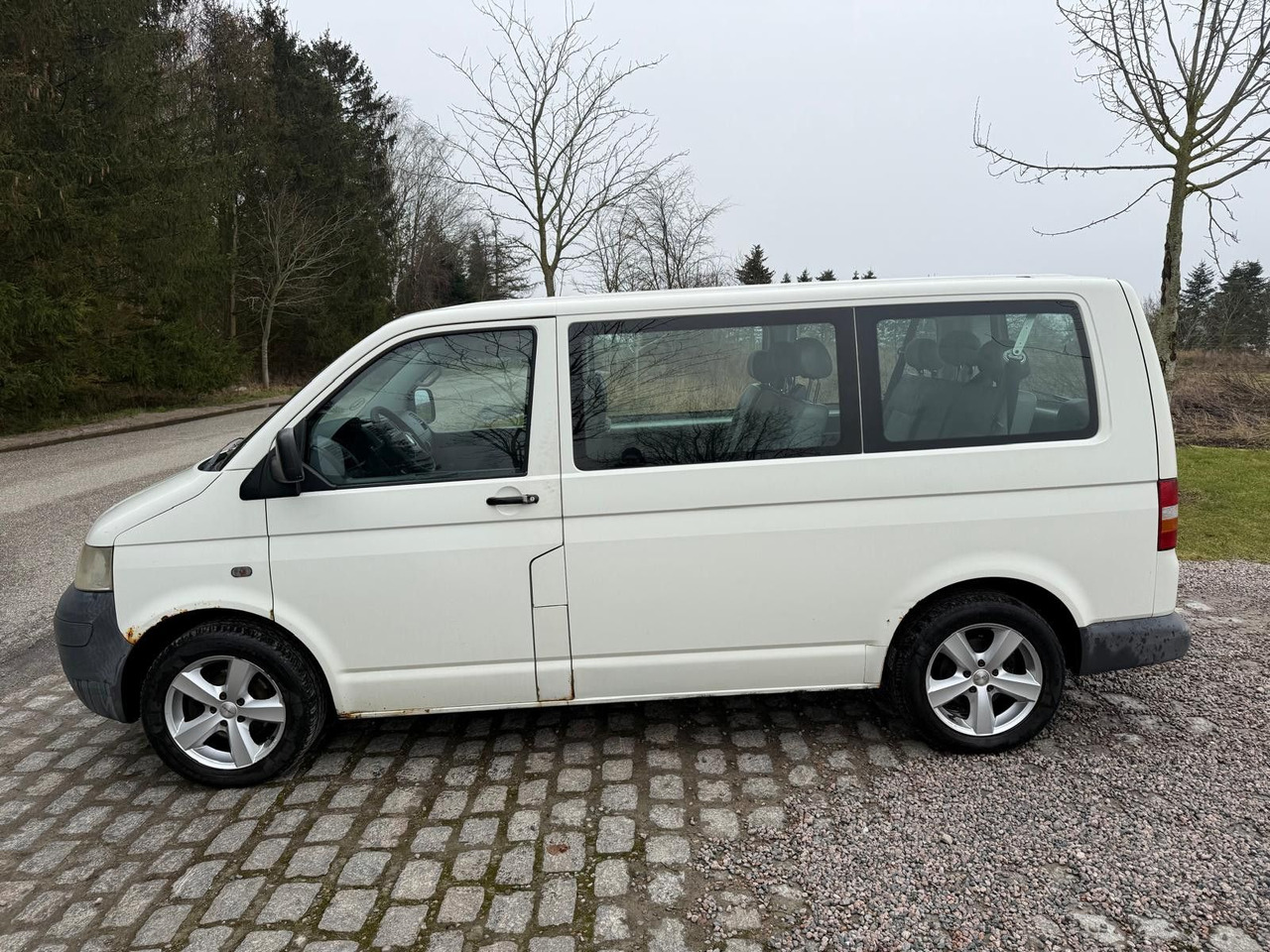 Пассажирский фургон Volkswagen T5 Transporter 1.9 TDI *9 Sitze * 3900 €: фото 8 Пассажирский фургон Volkswagen T5 Transporter 1.9 TDI *9 Sitze * 3900 €: фото 8