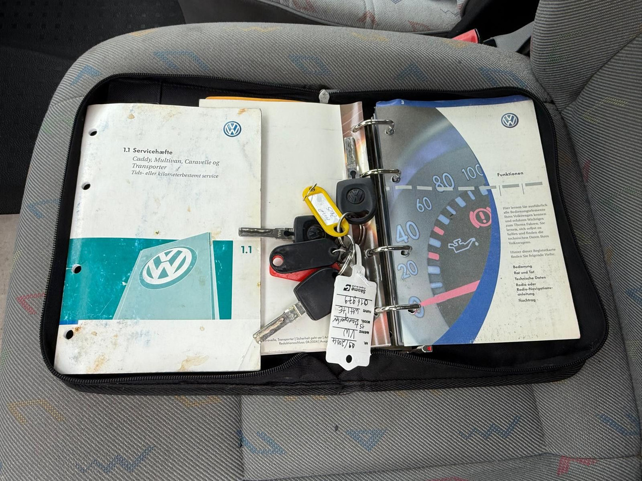 Пассажирский фургон Volkswagen T5 Transporter 1.9 TDI *9 Sitze * 3900 €: фото 24 Пассажирский фургон Volkswagen T5 Transporter 1.9 TDI *9 Sitze * 3900 €: фото 24