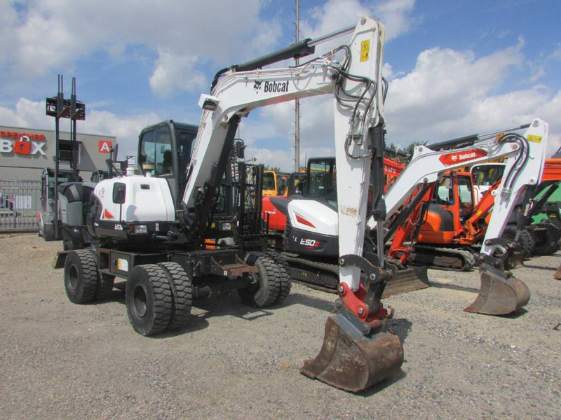 Bobcat E 57 W 37.000 EUR - Колёсный экскаватор: фото 3 Bobcat E 57 W 37.000 EUR - Колёсный экскаватор: фото 3