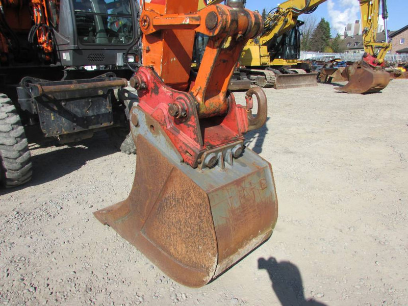 Hitachi ZX 140 W-3 Mobilbagger 45.000 EUR / Klima - Колёсный экскаватор: фото 4 Hitachi ZX 140 W-3 Mobilbagger 45.000 EUR / Klima - Колёсный экскаватор: фото 4