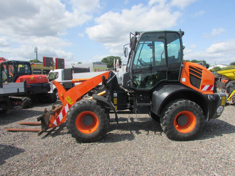 Komatsu WA 100 M-7 Radlader 31.000 EUR - Колёсный погрузчик: фото 1 Komatsu WA 100 M-7 Radlader 31.000 EUR - Колёсный погрузчик: фото 1