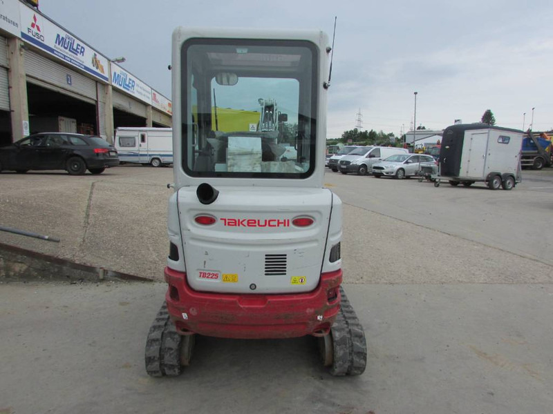 Takeuchi TB225 V3 Minibagger 35.500 EUR net - Мини-экскаватор: фото 5 Takeuchi TB225 V3 Minibagger 35.500 EUR net - Мини-экскаватор: фото 5
