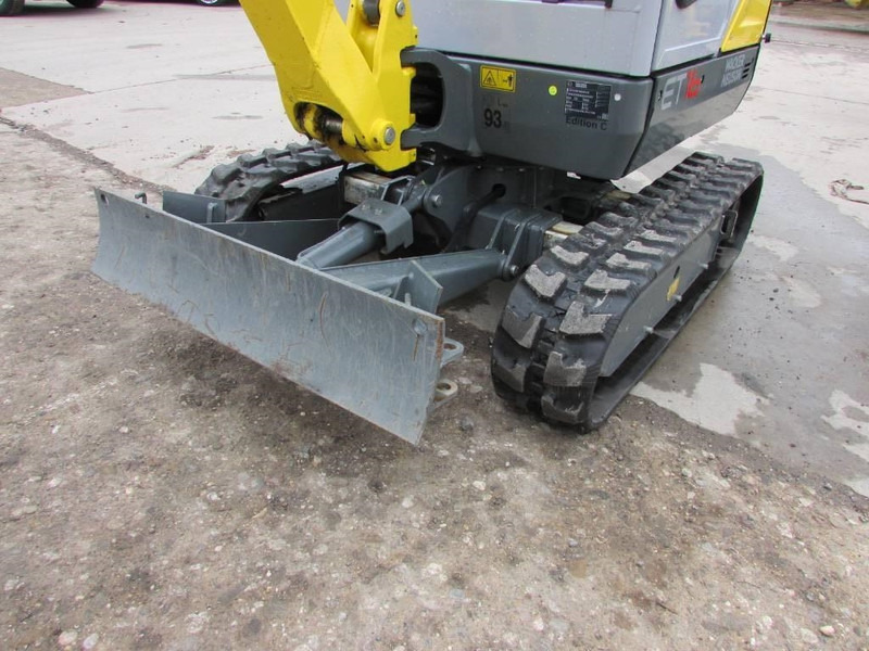 WACKER NEUSON ET 16 Minibagger 22.500 EUR hydr. Schnellwechsler - Мини-экскаватор: фото 2 WACKER NEUSON ET 16 Minibagger 22.500 EUR hydr. Schnellwechsler - Мини-экскаватор: фото 2