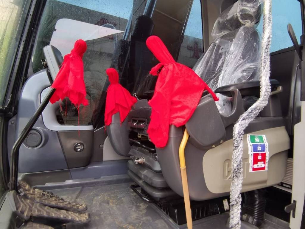 CAT 313D2GC - Гусеничный экскаватор: фото 4 CAT 313D2GC - Гусеничный экскаватор: фото 4