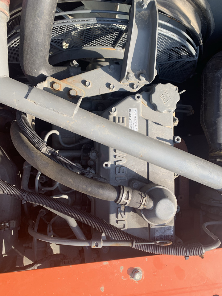 HITACHI ZX200-3 - Гусеничный экскаватор: фото 4 HITACHI ZX200-3 - Гусеничный экскаватор: фото 4