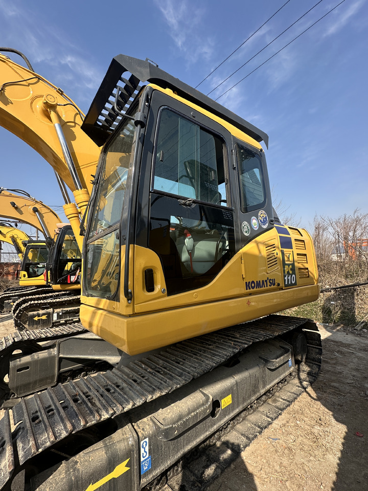 KOMATSU PC110-7 - Гусеничный экскаватор: фото 3 KOMATSU PC110-7 - Гусеничный экскаватор: фото 3