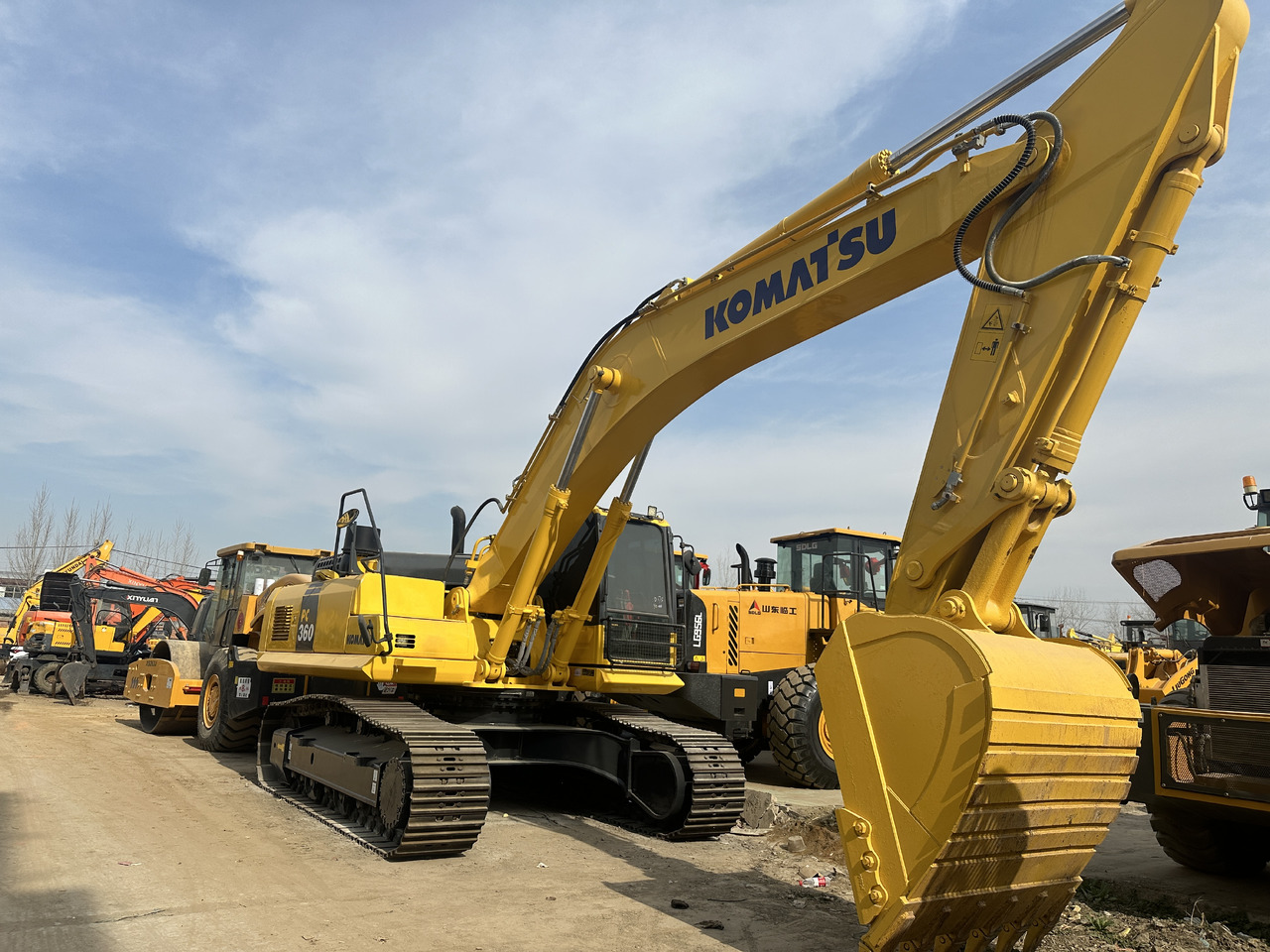 KOMATSU PC360 - Гусеничный экскаватор: фото 5 KOMATSU PC360 - Гусеничный экскаватор: фото 5