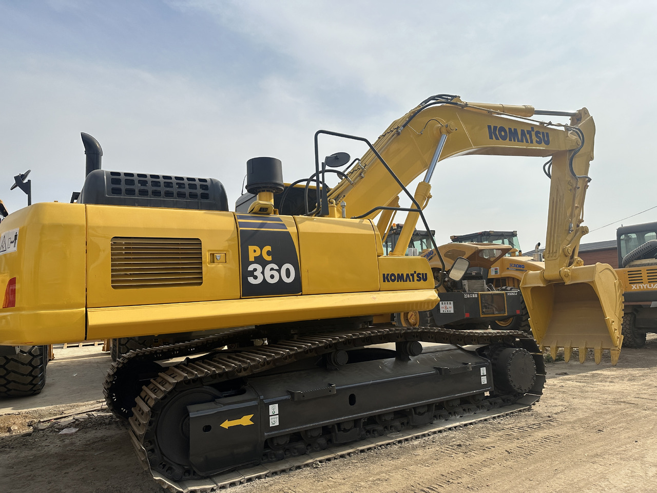 KOMATSU PC360 - Гусеничный экскаватор: фото 2 KOMATSU PC360 - Гусеничный экскаватор: фото 2