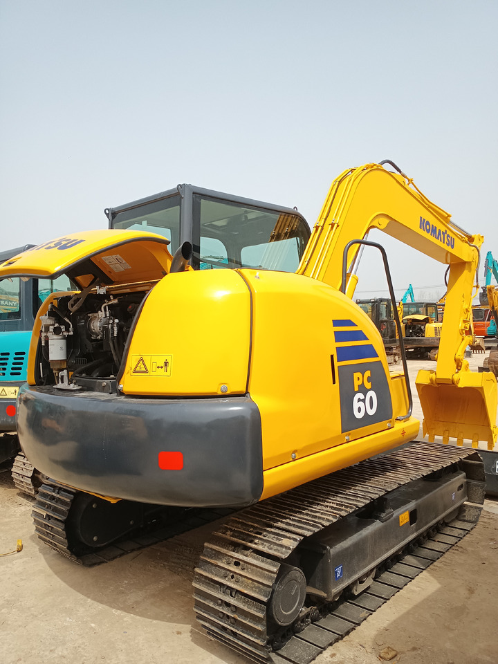 KOMATSU PC60-8 - Гусеничный экскаватор: фото 4 KOMATSU PC60-8 - Гусеничный экскаватор: фото 4