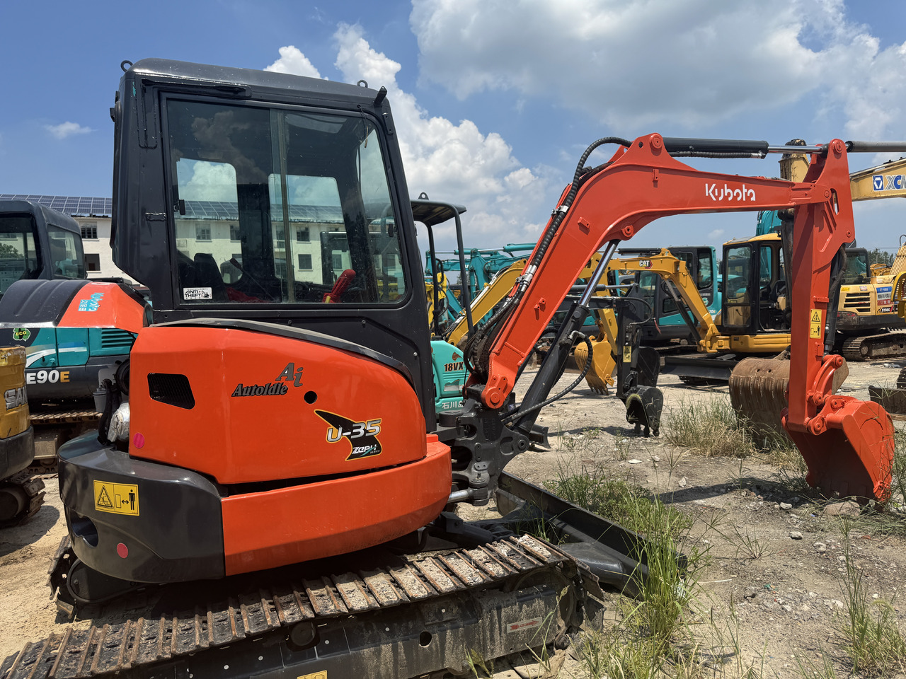 KUBOTA U35-5 - Мини-экскаватор: фото 2 KUBOTA U35-5 - Мини-экскаватор: фото 2