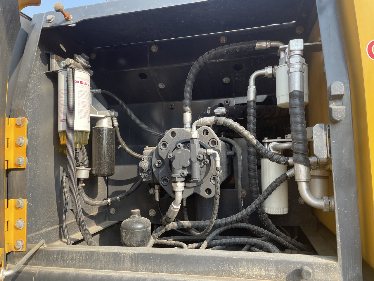 VOLVO EC 210 - Гусеничный экскаватор: фото 3 VOLVO EC 210 - Гусеничный экскаватор: фото 3